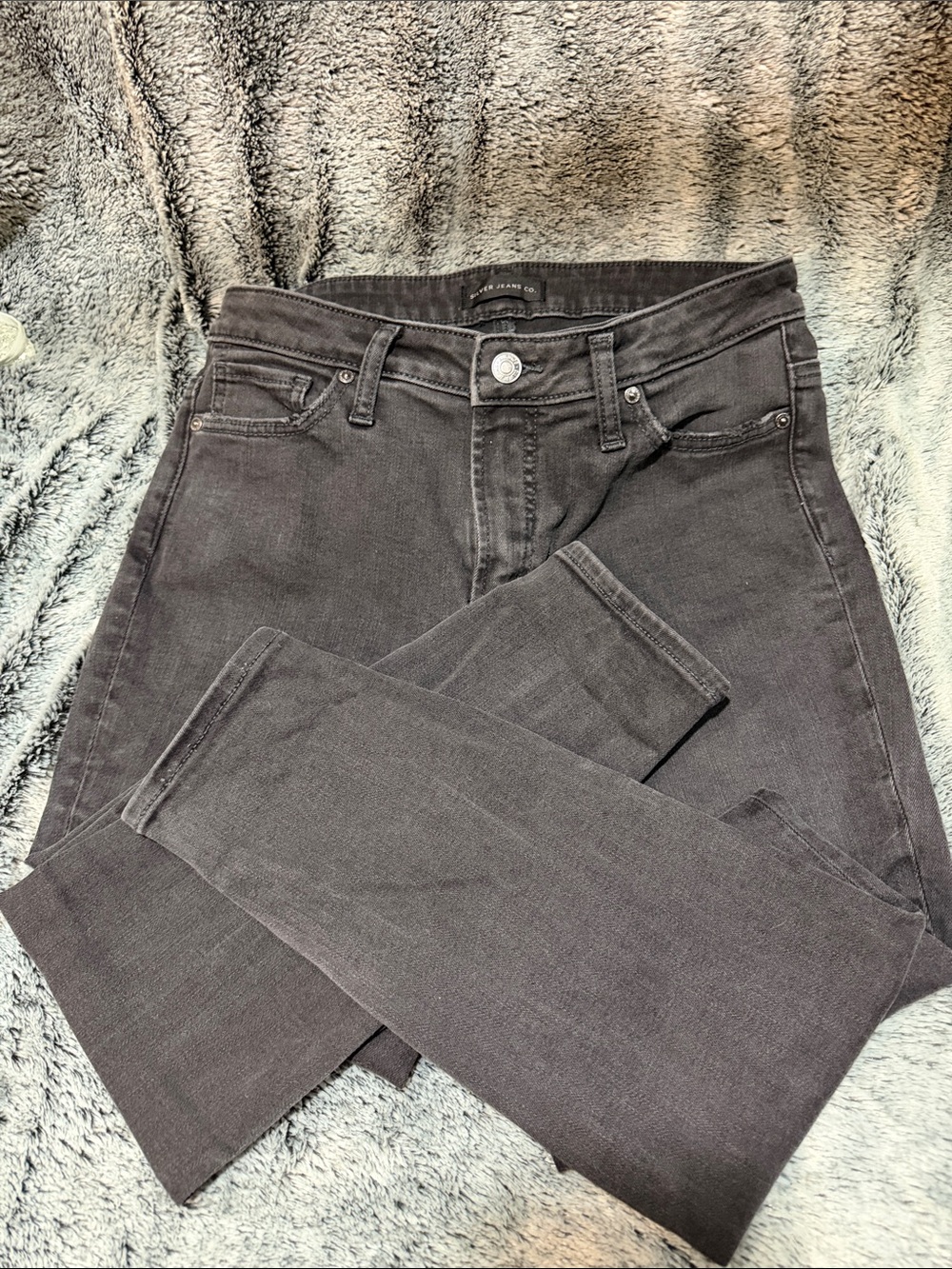 Silver Jeans High-Rise skinny Jeans in off black - Picture 1 of 3